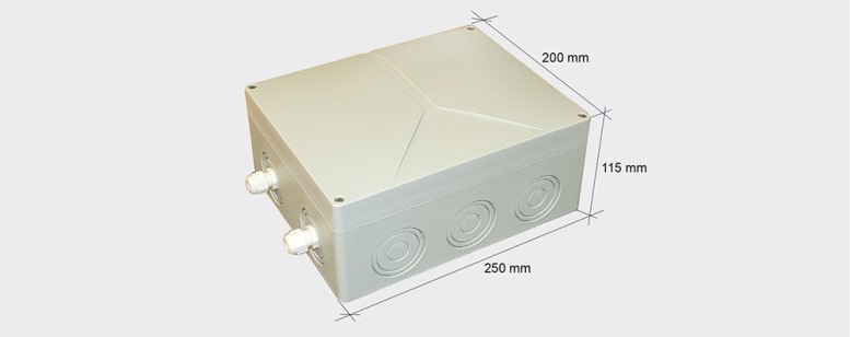 CAT 5 REPEATER MERE   777 X